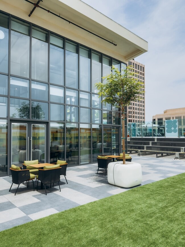TENTEN Campus Glendale