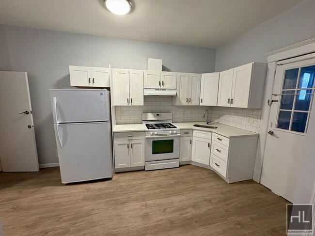 McLain Ave, Yonkers - McLain Ave, Yonkers Apartment Unit 1