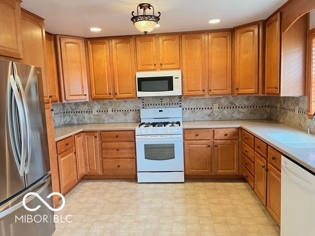 Photo - 4975 S 500 E