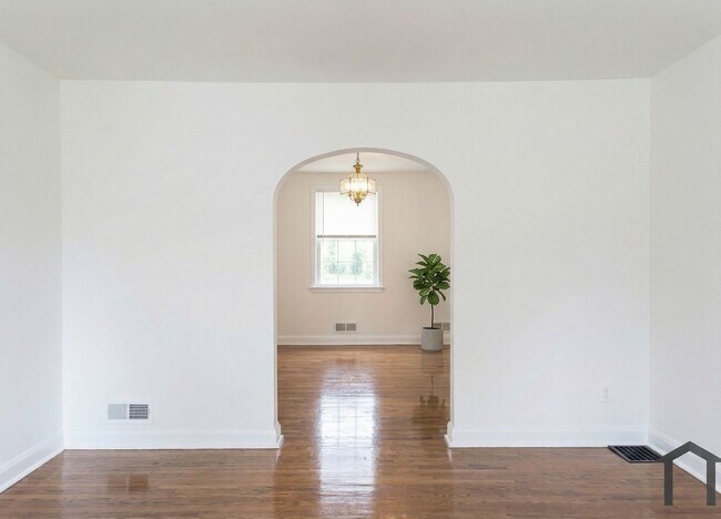 Photo - 8309 Pleasant Plains Rd