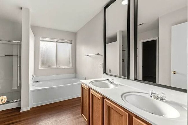 Photo - 117 Willow Cove