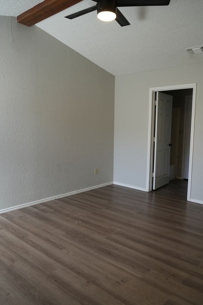 Photo - Southwest Lubbock 3 Bedroom - Move in 07/16