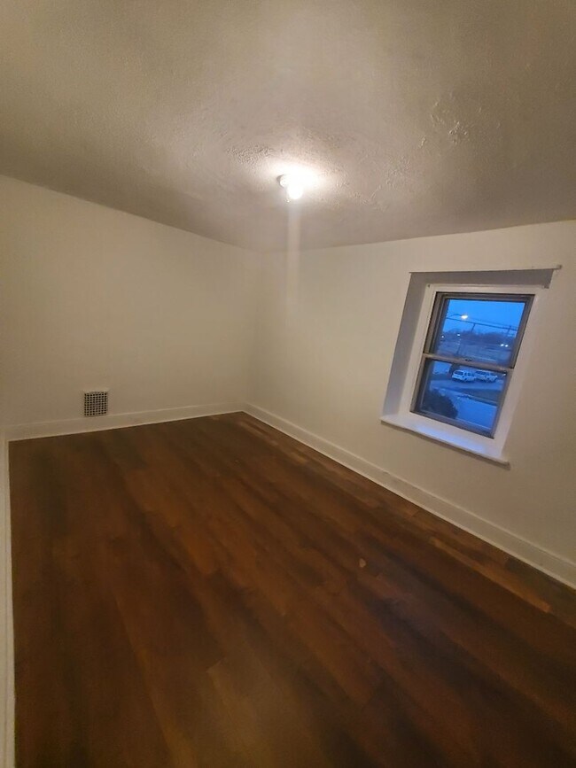 Photo - 4 Bedroom PHA