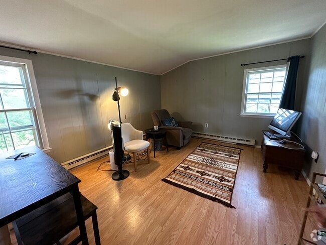 Building Photo - 419 Leedsville Rd Rental