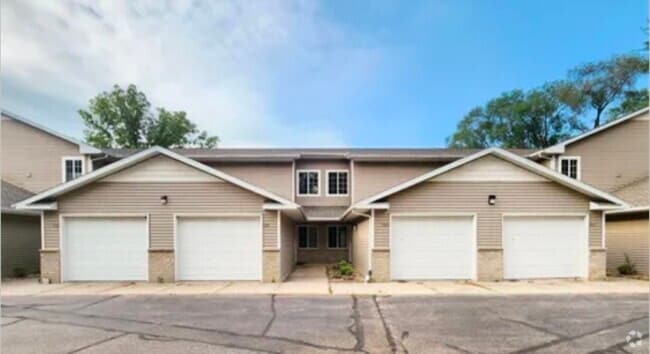 Building Photo - 5120 N Walbridge Ave Rental