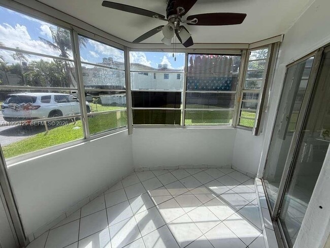 Photo - 1663 NE Miami Gardens Dr Unit 140