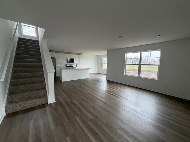 Photo - 116 Cornerstone Xing