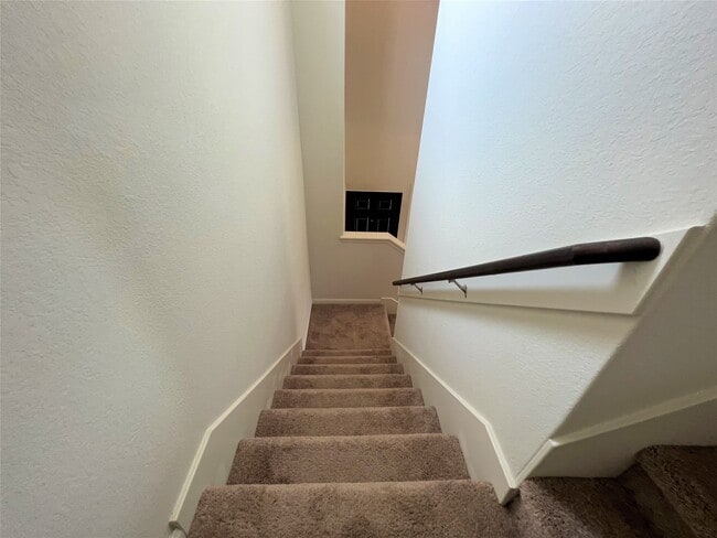 Building Photo - 10707 Gossypium Ct