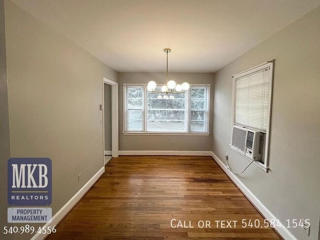 Photo - 2314 Wycliffe Ave SW Unidad A
