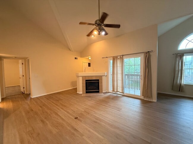 Building Photo - Spacious 2-Bedroom Home with Loft in Northglenn!!