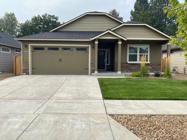 Building Photo - 61357 SE Matthew St