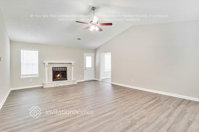 Photo - 832 Post Rd Cir