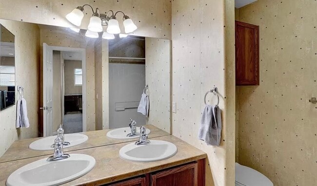 Photo - 11840 Bremen Pt