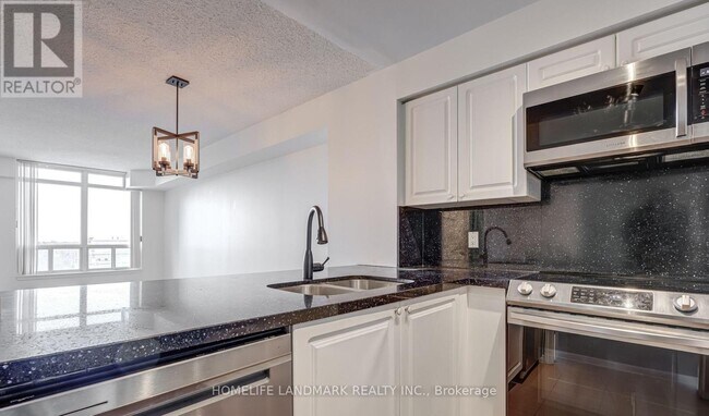 Photo - 8 Hillcrest Ave Unit 618