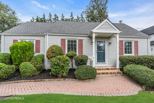 Photo - 2 Schiverea Ave