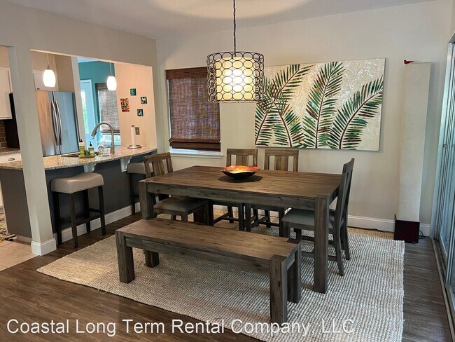 2 br, 2 bath House - 4 Pender Lane - 2 br, 2 bath House - 4 Pender Lane