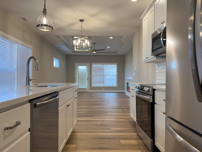 Photo - 4504 Legends Dr