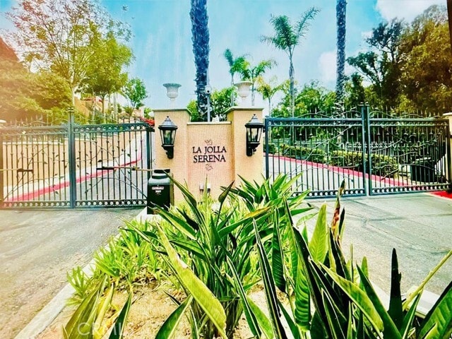 Photo - 8058 Gilman Ct