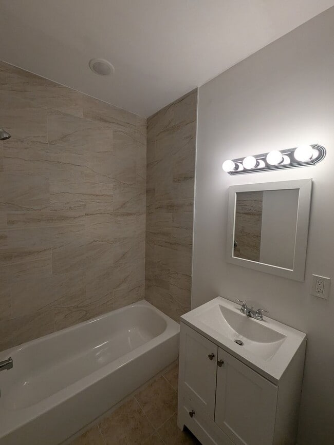 Photo - 6614 Rising Sun Ave Unidad 2nd Floor