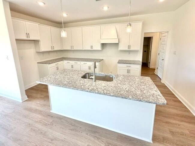 Photo - Now Leasing a Brand New 5-Bedroom 3 bath home in Olive Branch @ Southbranch