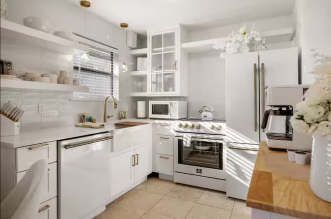 Photo - 154 Woodcreek Dr Unit 8