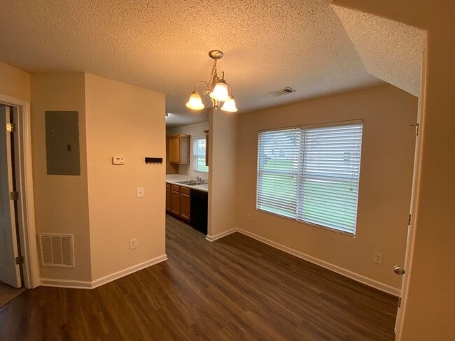 Photo - PRE-LEASING FOR AUGUST 2026!