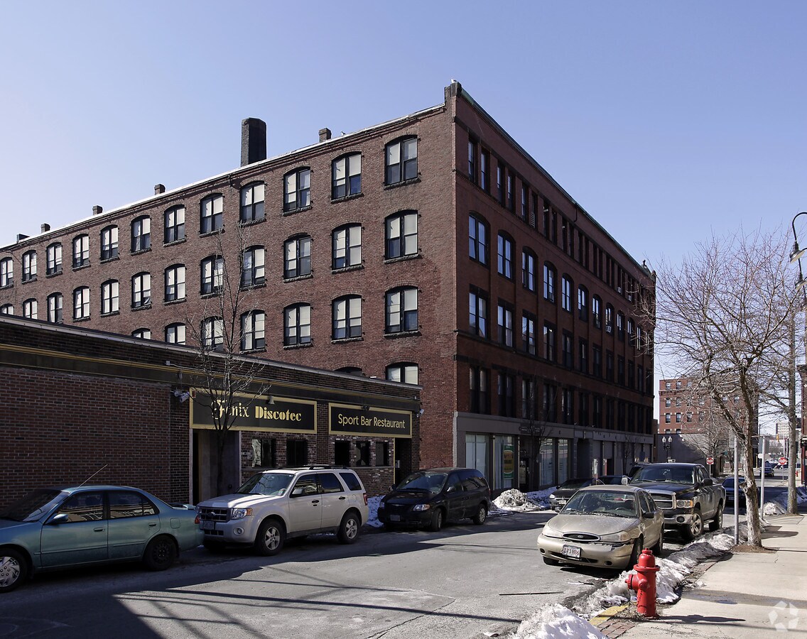 Photo - Pevear Building