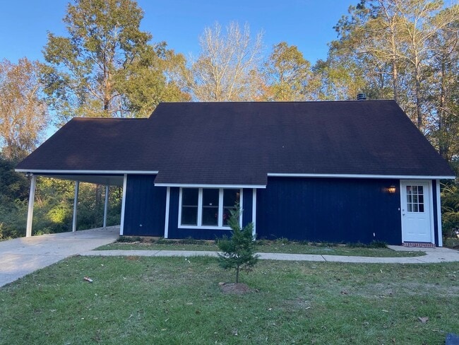 Building Photo - 44 Hickory Knoll