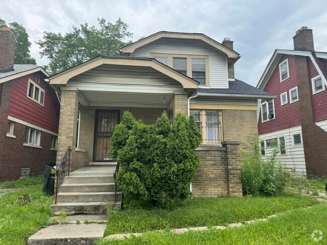 Building Photo - 13330 Strathmoor St Rental
