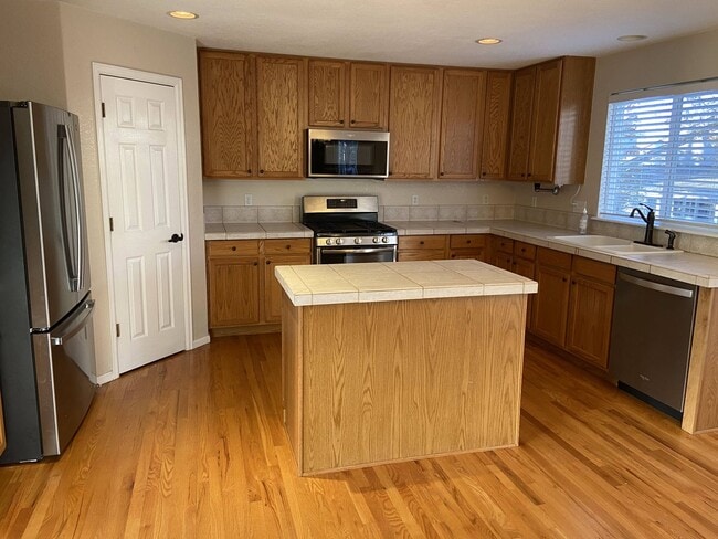 Photo - 13648 Parkview Pl