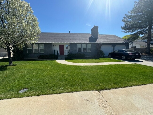 Photo - Beautiful Orem Basement Apartment for rent!