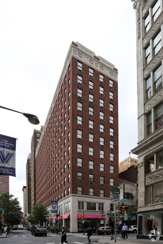 1700 Walnut Street - 1700 Walnut Street Apartments