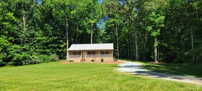 Building Photo - Ready to move in! Rental