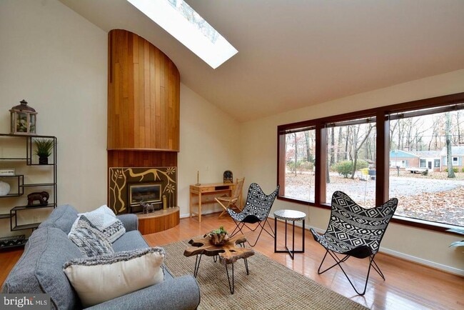 Photo - 8421 Alvin Rd