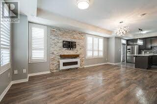 Photo - 25 Heron Park Pl