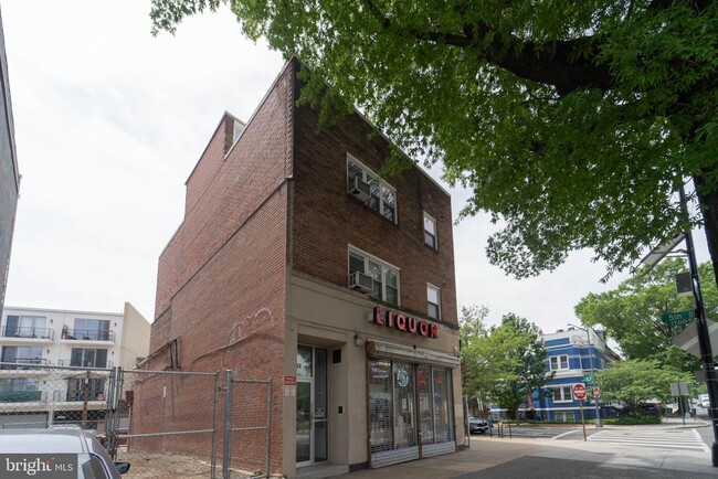 Building Photo - 444 Rhode Island Ave NW Unit 201 Rental