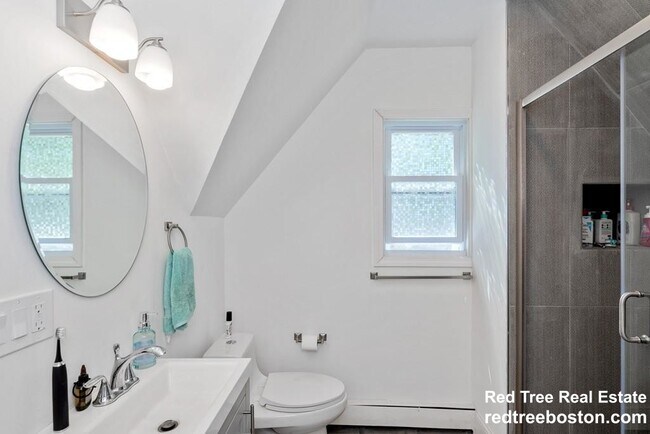 Photo - 21 Kinross Rd