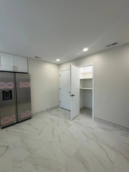 Photo - 5814 N Elston Ave Unit 1F