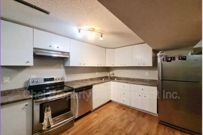 Photo - 14212-14114 114 St NW Unit Lower