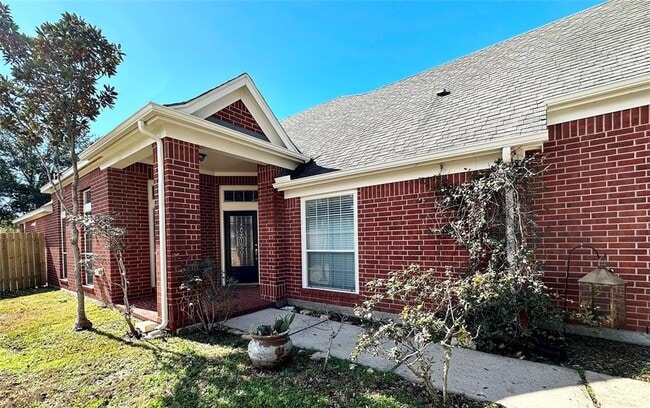 Photo - 1707 Magnolia Lake Ln