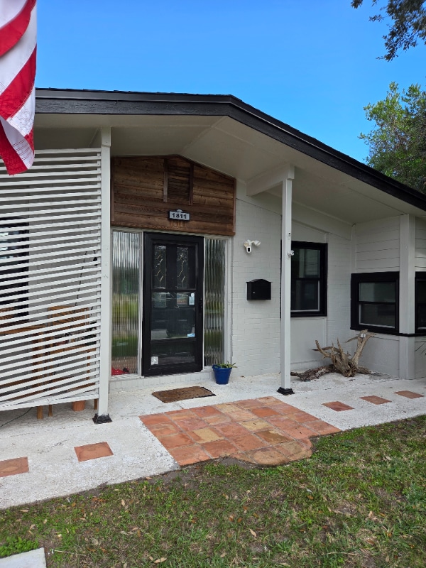 Building Photo - 1811 Eastern Dr