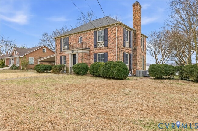 Photo - 717 Francis St