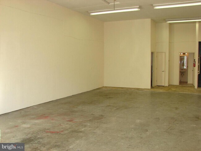 Photo - 2809 Belair Rd