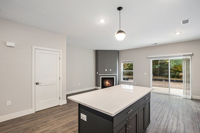 Building Photo - The Summit at Harvey Townhomes