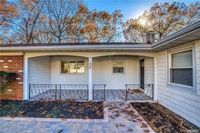 Photo - 30 Whitfield Ln