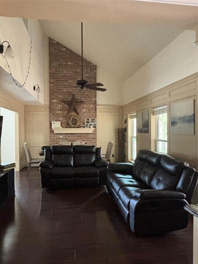 Photo - 12115 Fawnview Dr