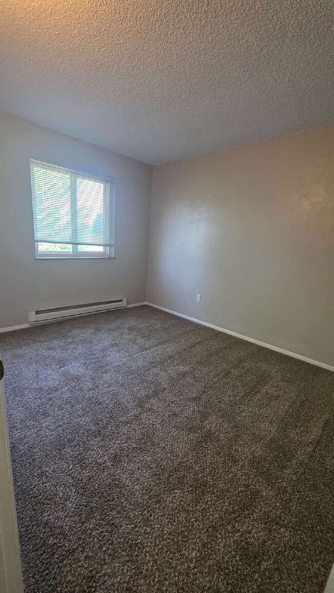 Photo - 2 Bed- 1 Bath on Darby West Side
