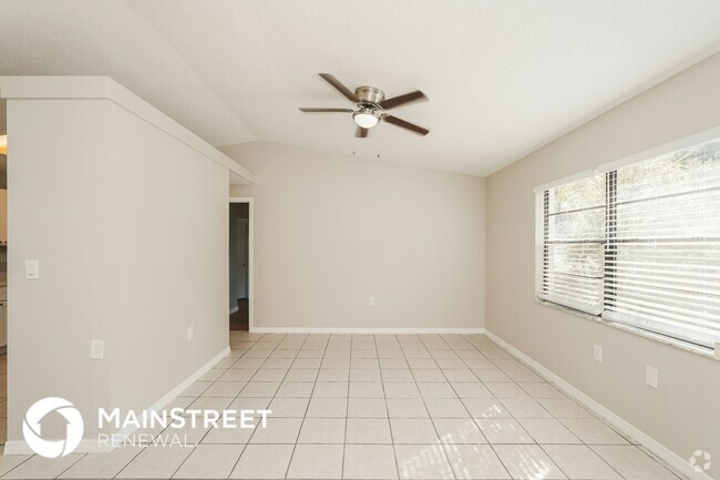 Building Photo - 12165 Rockford St Rental