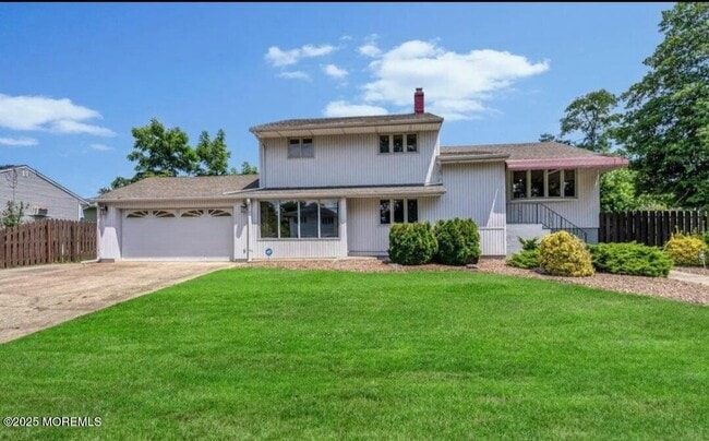 4 Coral Way