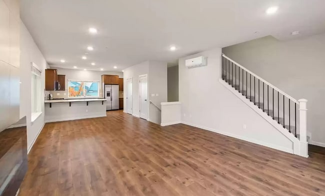 Photo - 459 NE Patricia Ann Pl